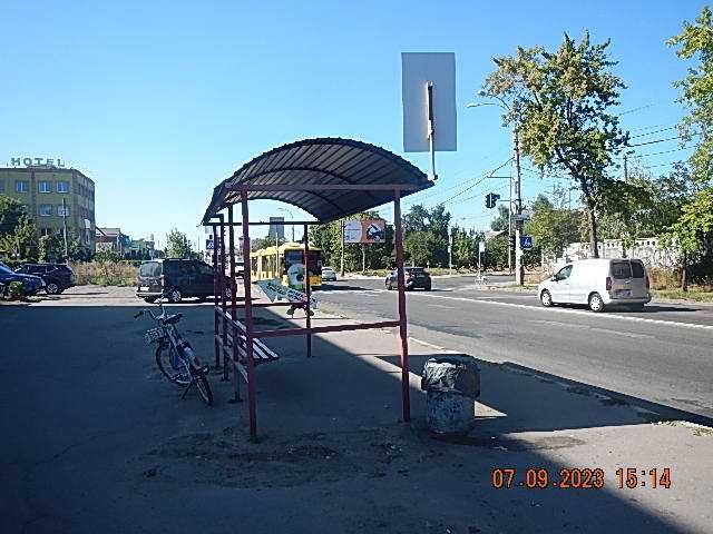 Нивки,Территориально Стеценко25-27, цивильная ,обжитая улица ,6 соток.
