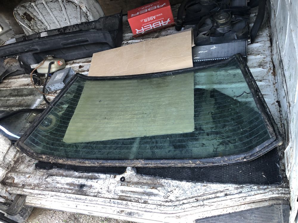 oculo traseiro mercedes 190