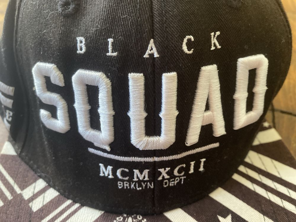Продам кепку Black Squad