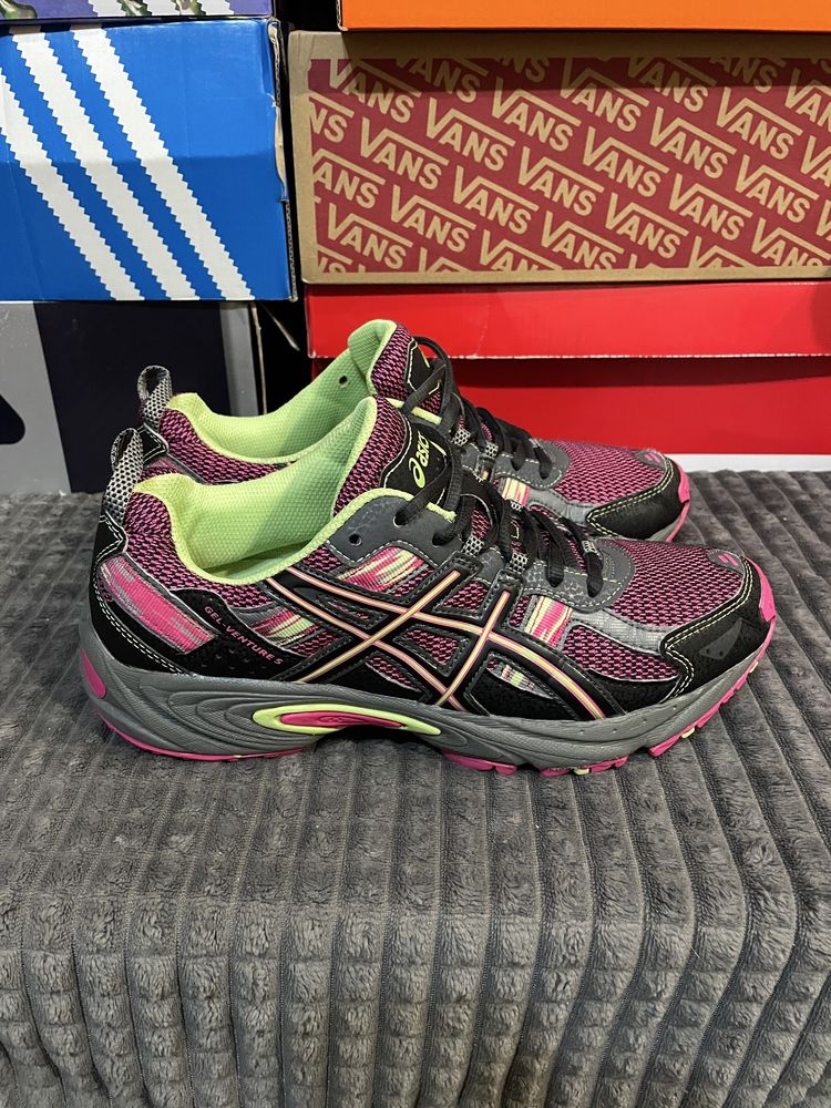 Жіночі кросівки Asics Gel Venture 5 40(25,25см) оригінал