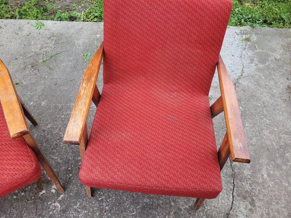 2 stare fotele PRL jak lisek do renowacji
