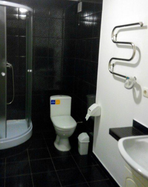 НОВА сучасна 1к квартира подобово ЦЕНТР та Chicken HUT вокзал.Є докум.