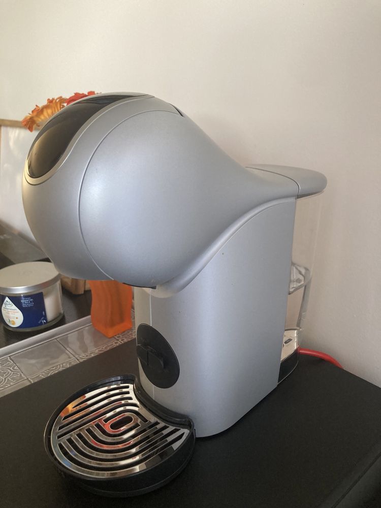 Maquina de café Dolce Gusto automática
