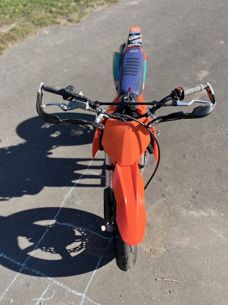 Pitbike YCF 125 SM z silnikiem ZS