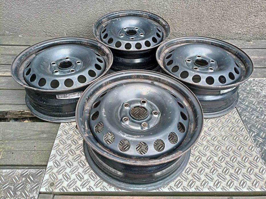 Felgi stalowe 15cali Audi A3 VW Jetta Golf Skoda Octavia Seat S182