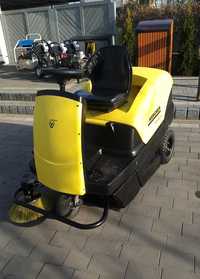 Zamiatarka spalinowa Karcher KM 100/100 - Honda