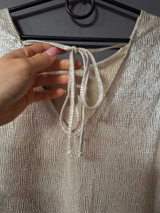 Błyszcząca bluzka bez rękawów cienka imprezowa pod marynarkę 42 14 XL