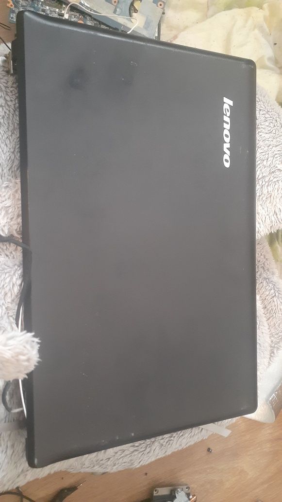 Крышка, рамка  петли, шлейф матрицы Lenovo g575 570