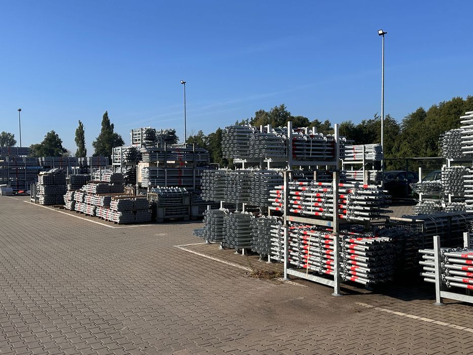 Rusztowanie modułowe klinowe 200 m2 30,70 długość x 6,4 wysok robocza