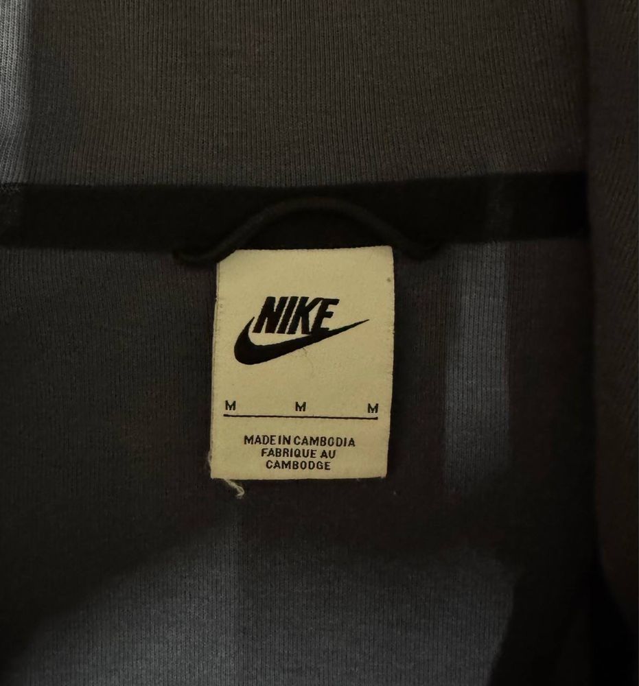 Nike tech fleece