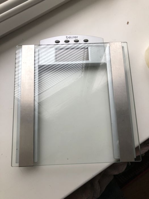 Веси напольні  з програматором