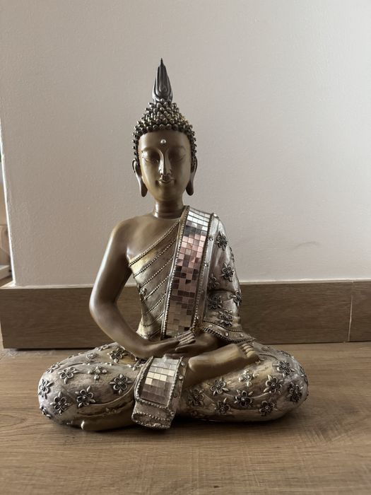 Vendo estatua de budah