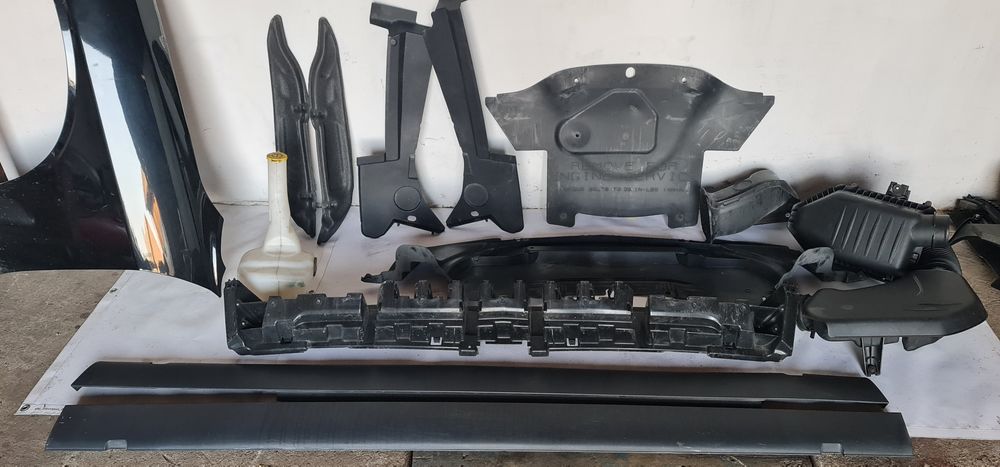 WSZYSTKIE CZĘŚCI Dodge challenger 15-23r Zwrotnica lewy przód komplet