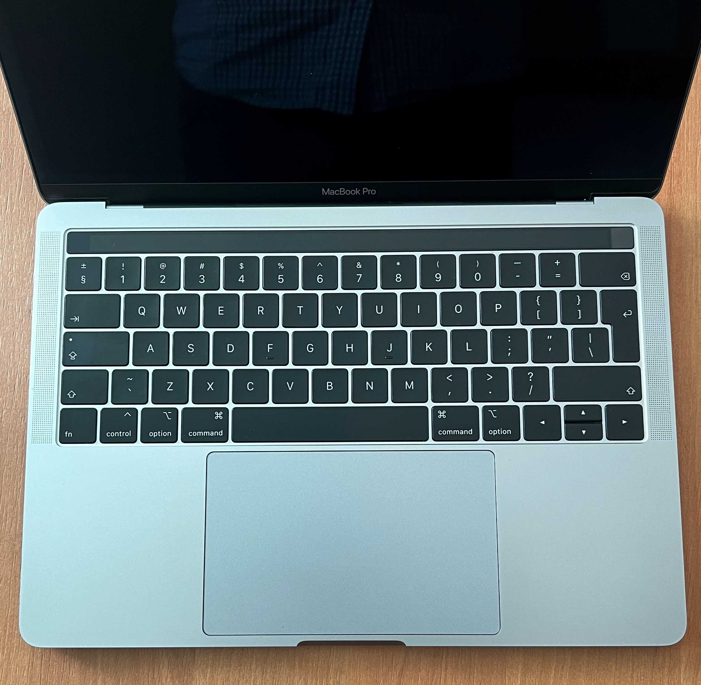 MacBook Pro 13" A1989 i5/8GB/512GB super stan