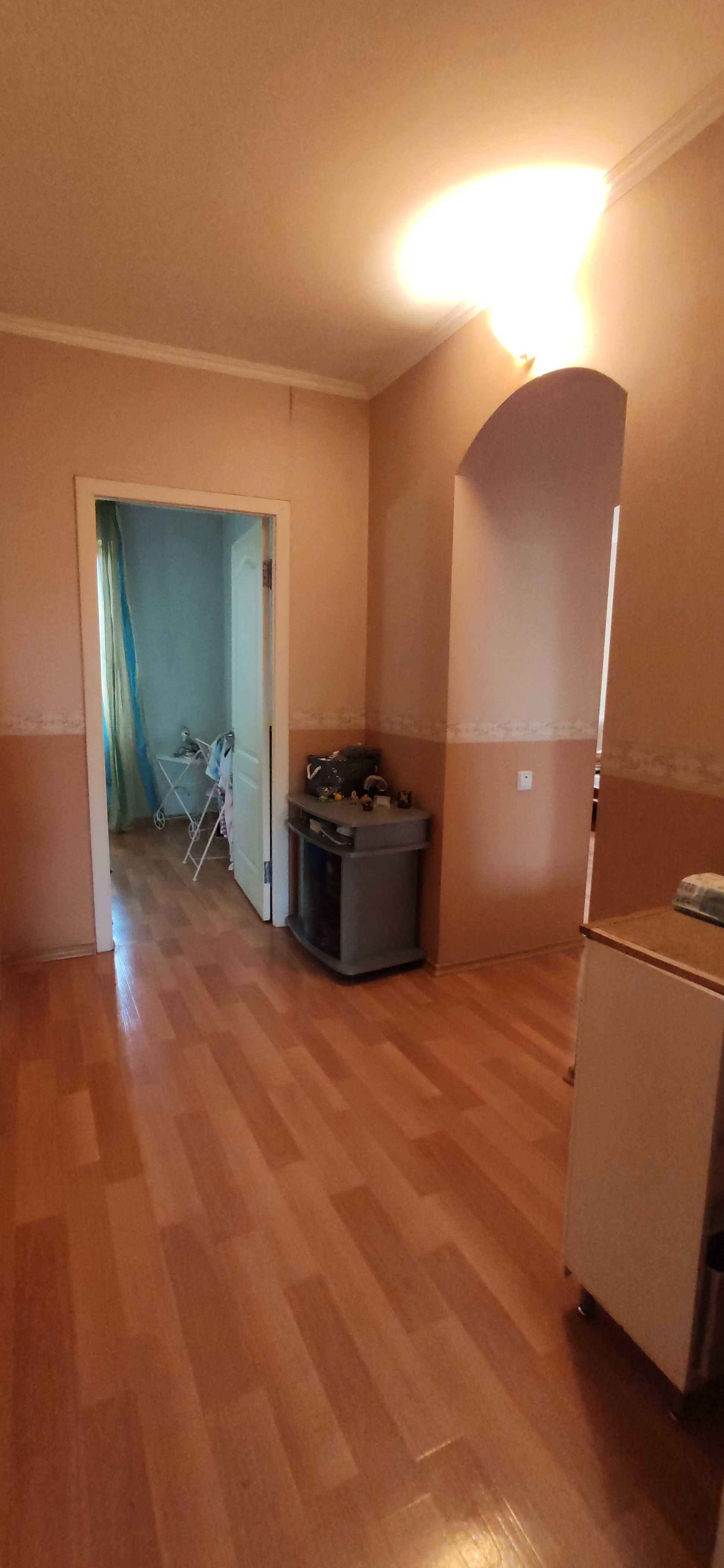 Продам 3-к. квартиру в Оболонському районі. Оболонський проспект 28в