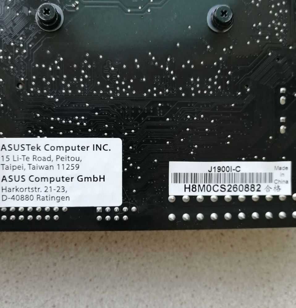 Материнская плата Asus J1900I-C (Intel Celeron J1900, SoC) Mini-ITX