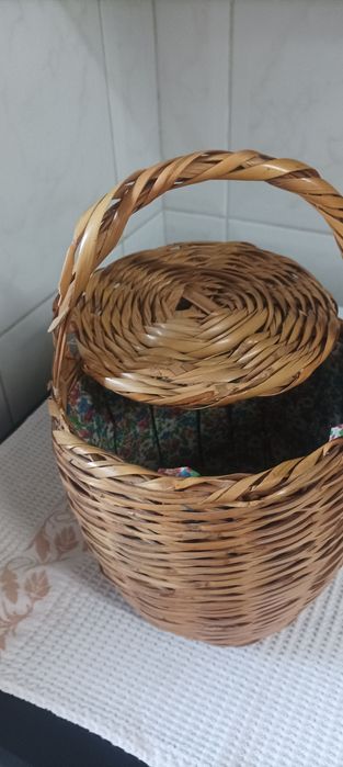 Vendo cesto empalhado