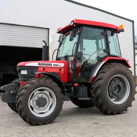 трактора Mahindra 8000 4WD з кондиціонером