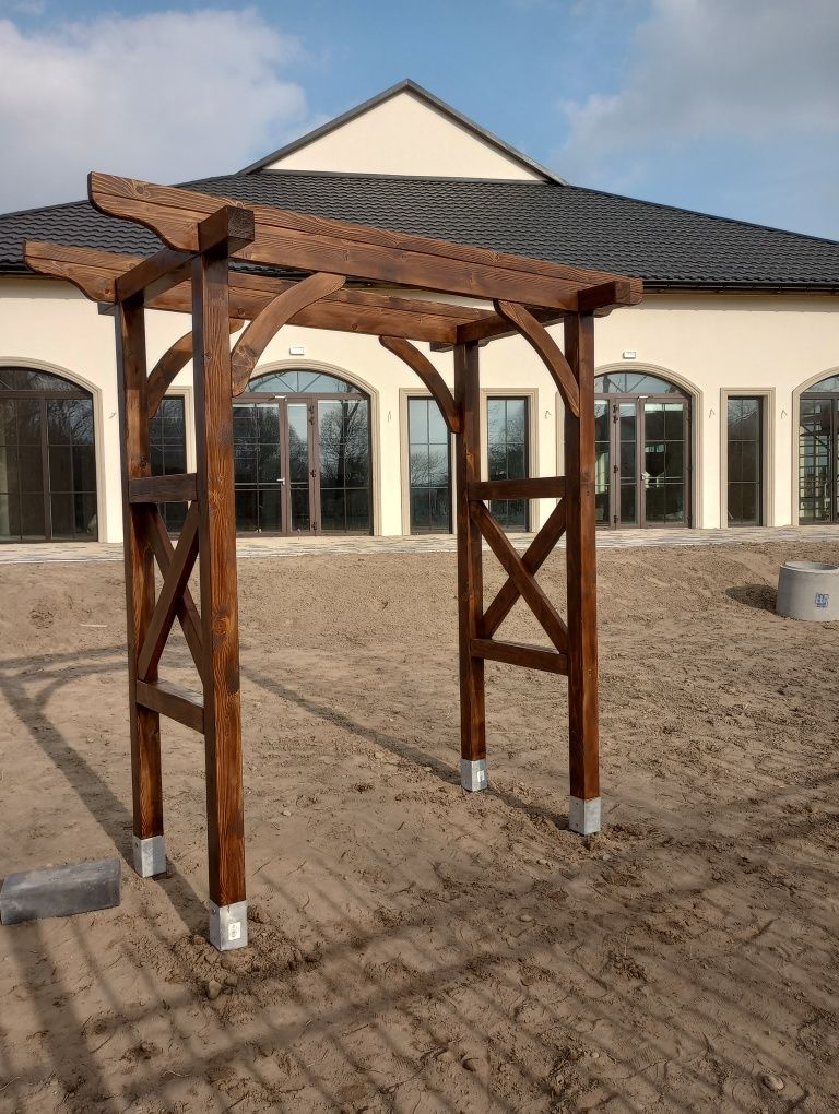 Pergola drewniana