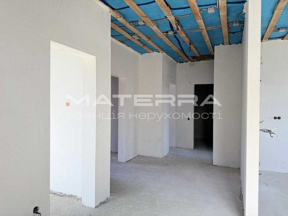 Продаж будинку в Тарасівка Київська обл. в оточенні лісу