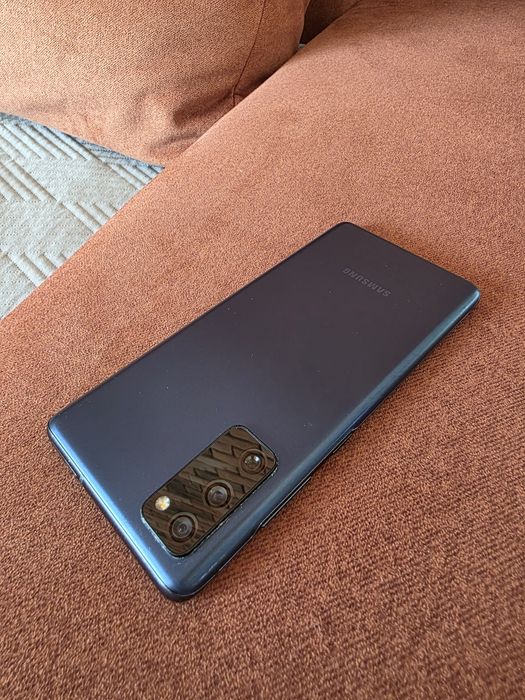 Samsung Galaxy S20 FE 5G 6/128GB - stan bardzo dobry, 100% sprawny!