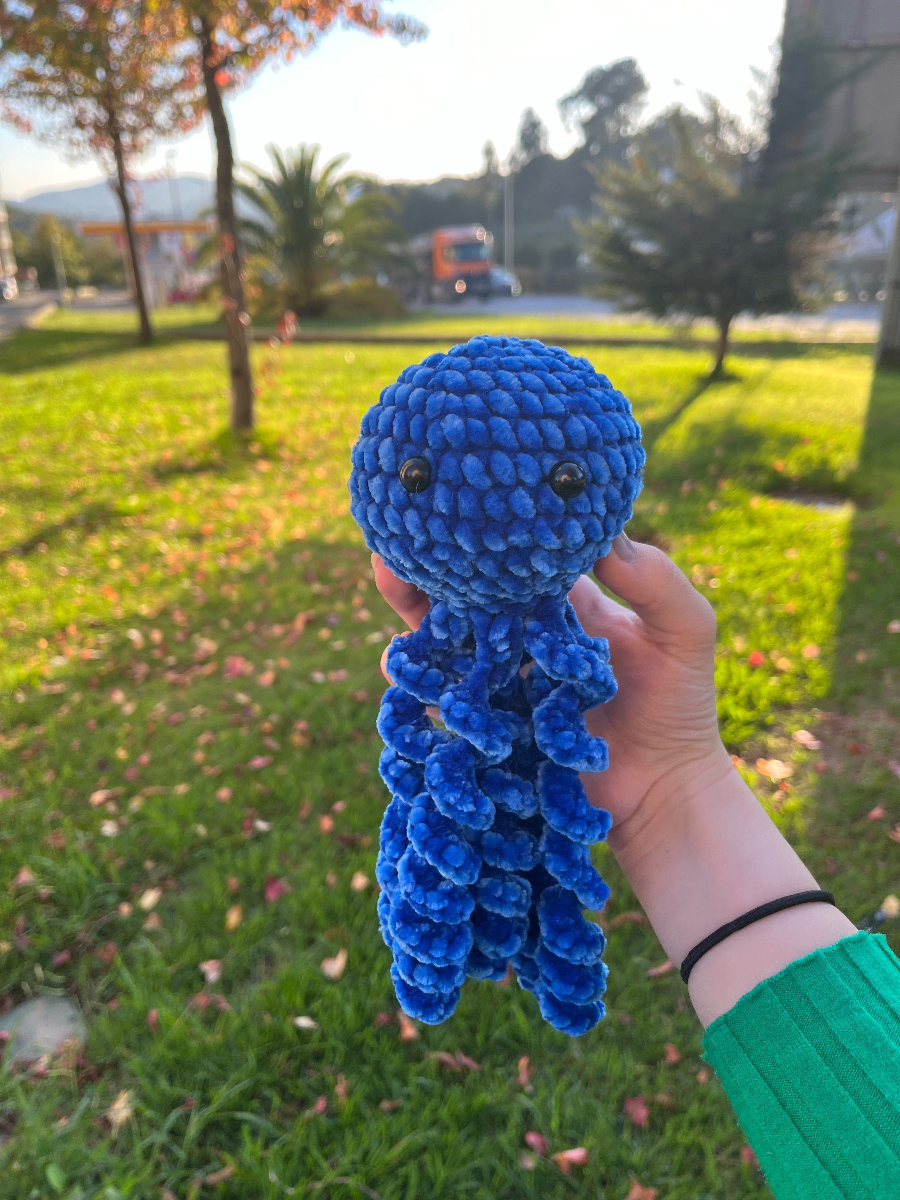 Polvo de peluche em crochet