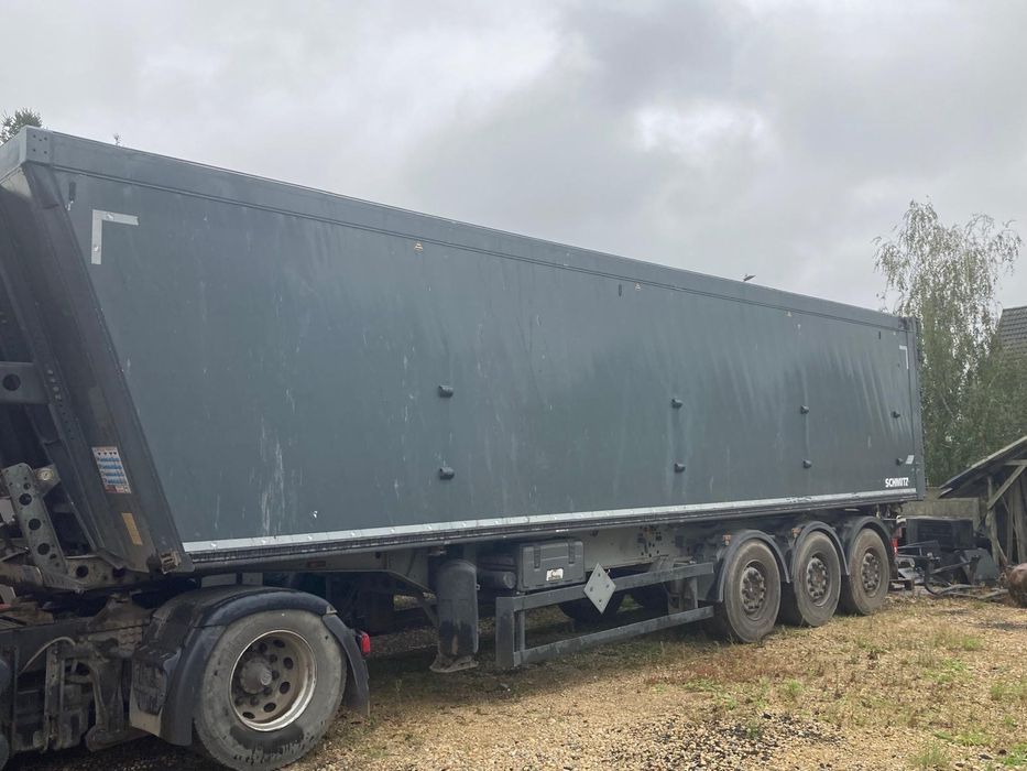 Naczepa wywrotka 60m² Schmitz