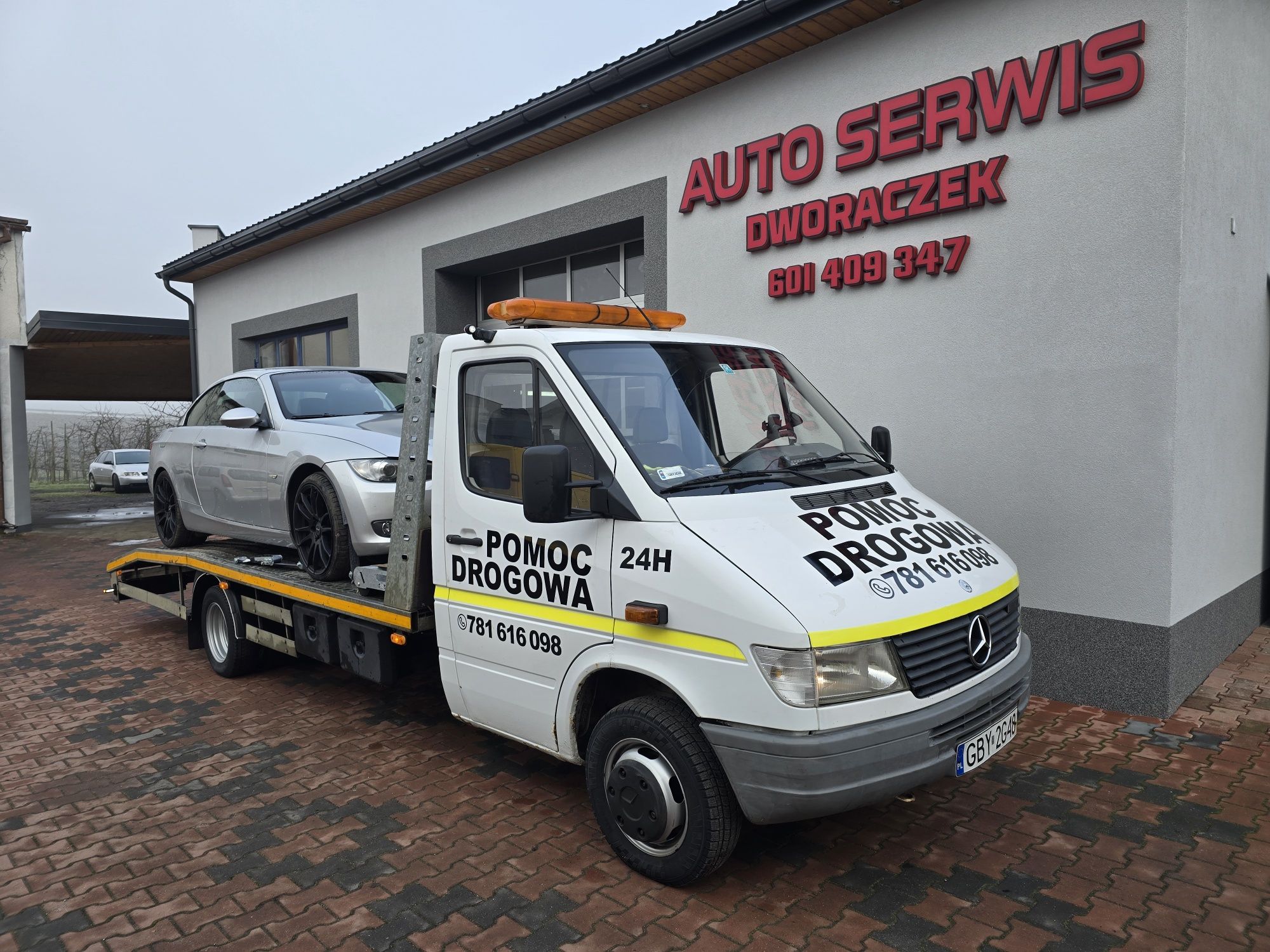 Pomoc Drogowa assistance