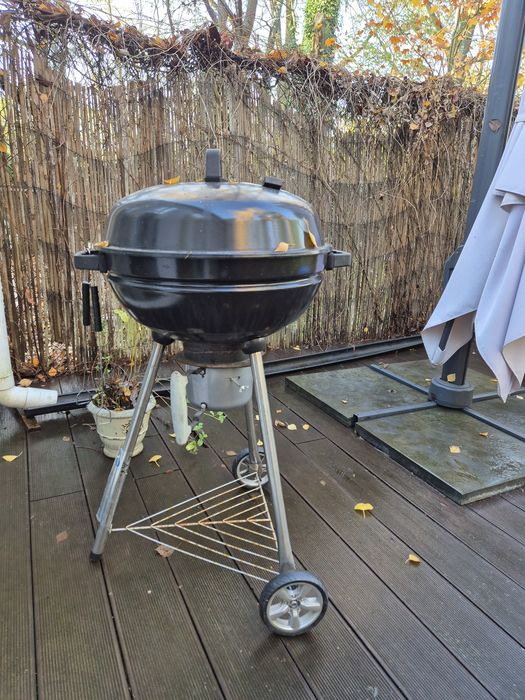 Grill węglowy używany