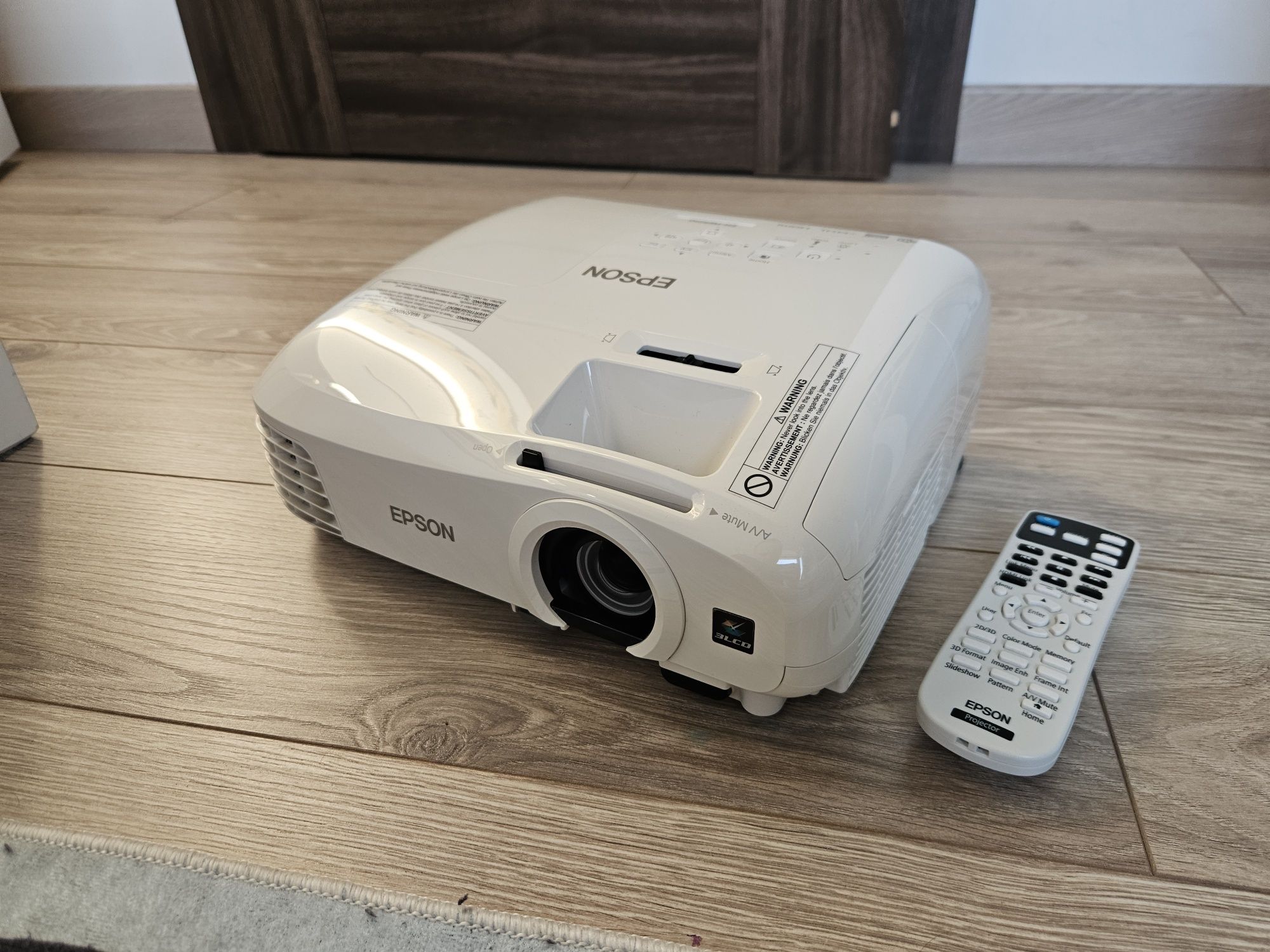 Projektor LCD Epson EH-TW5210
