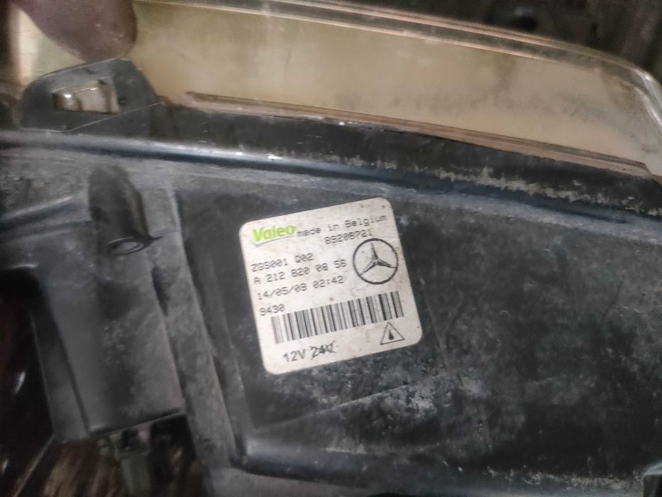Halogen drl A212.820.08.56 prawy lewy A212.820.07.56 Mercedes w212 e