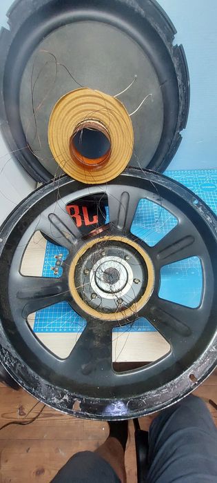 Głośniki Samochodowe Car Audio Uszkodzone Naprawa