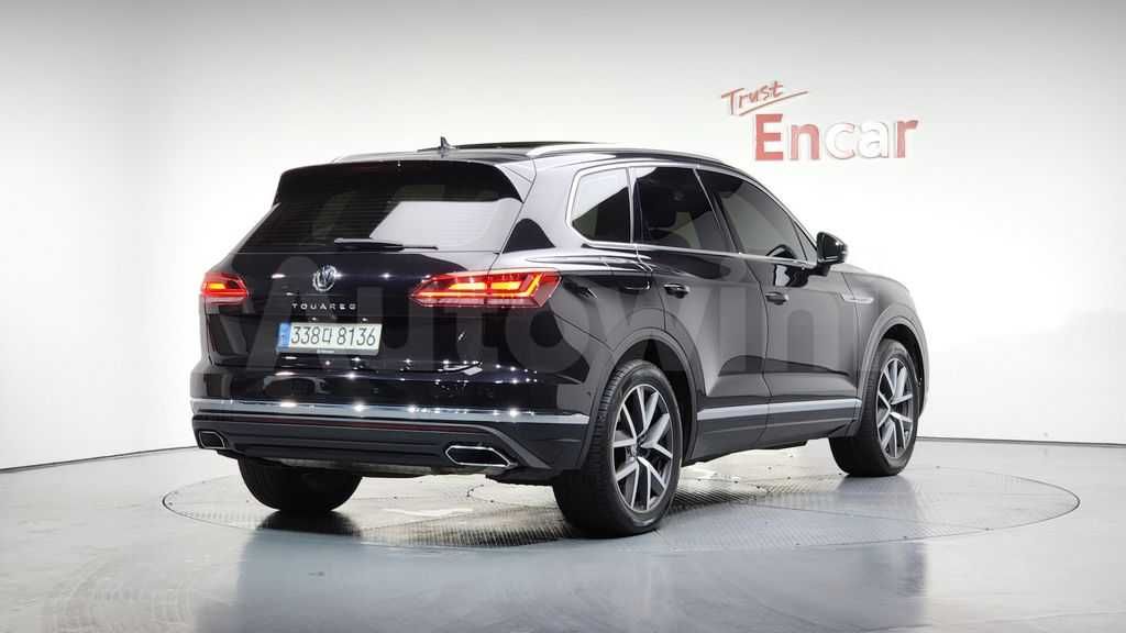 Volkswagen Touareg 3rd Gen 3.0 TDI Prestige