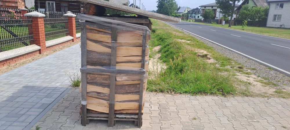 Drewno opałowe suche głównie sosna