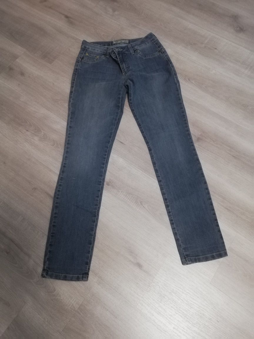 Jeans senhora 40 novas