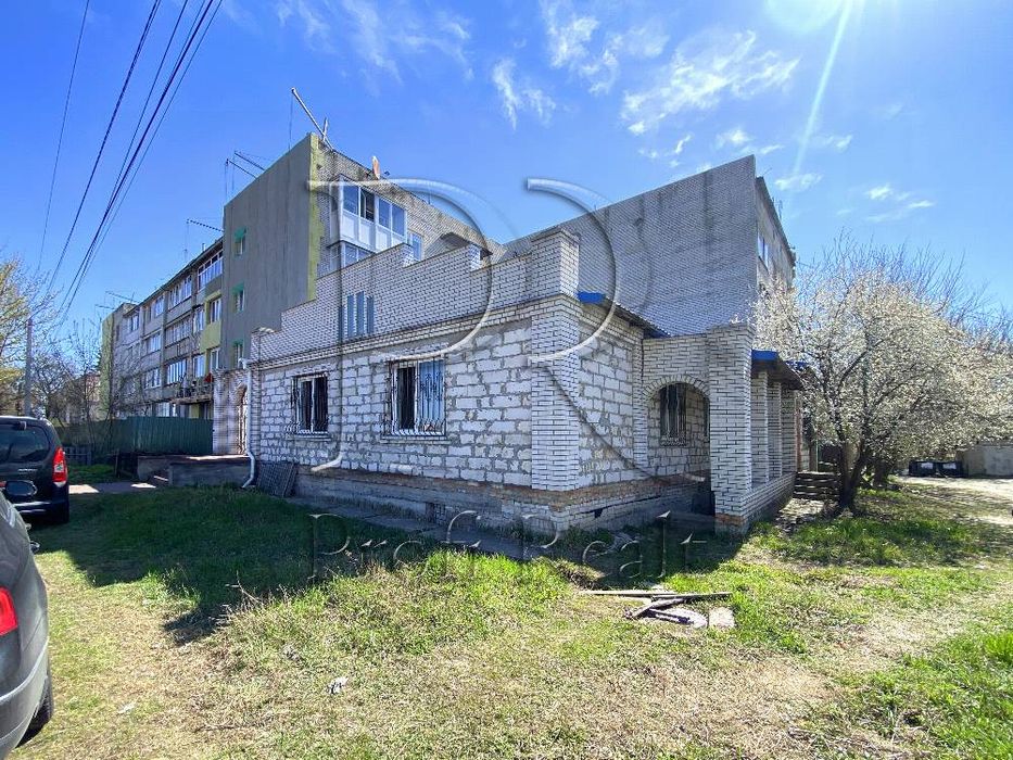 БЕЗ % Продаж комерційної будівлі 155м² в Бородянці біля Вокзалу