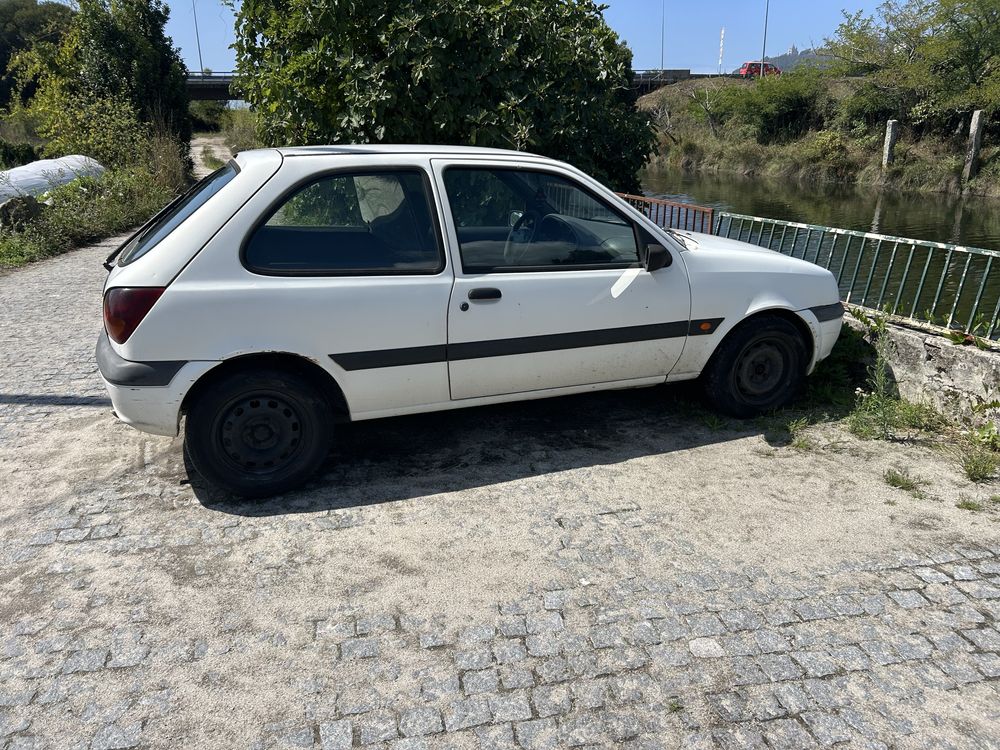 Ford fiesta comercial