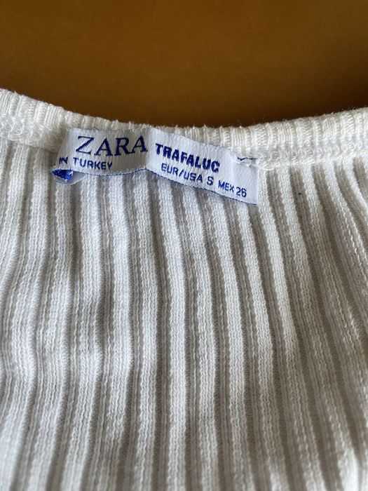 Топ/футболка ZARA. Размер S