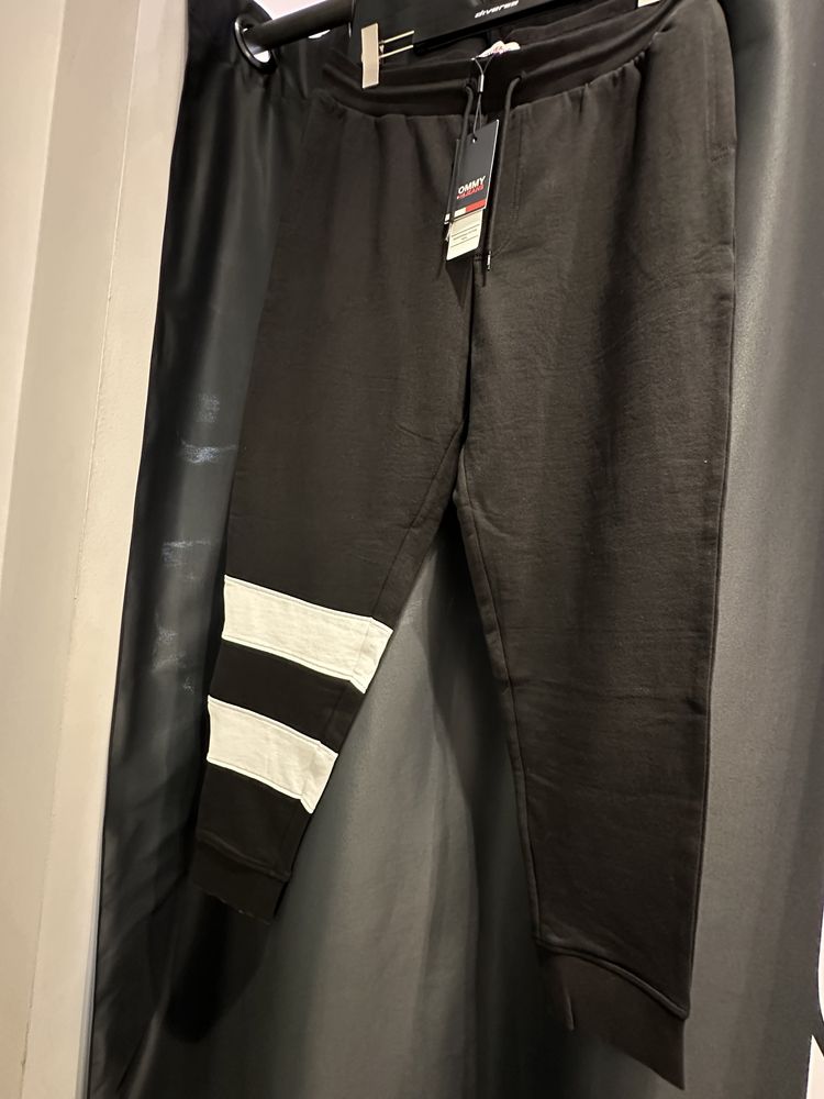 Tommy Hilfiger jeans spodnie dresowe męskie S 36 czarne dres