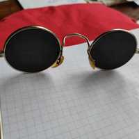 Kultowe okulary lustrzanki Lenonki
