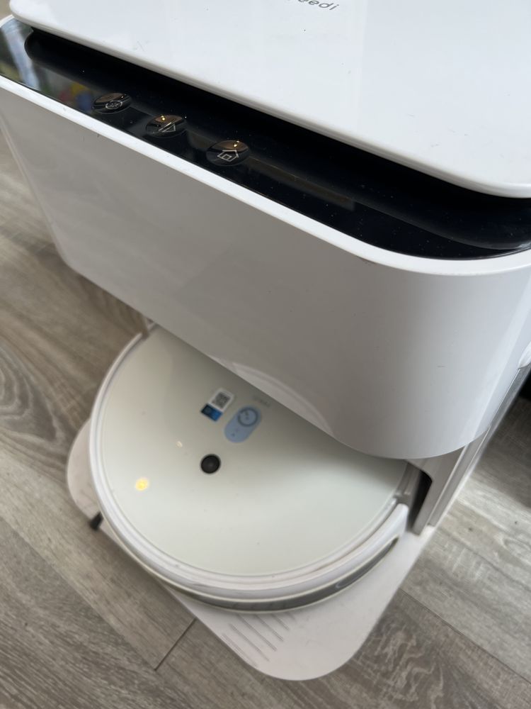 Robot do mycia yeedi mop Station 2w1, mop i robot ssący, automatyczny