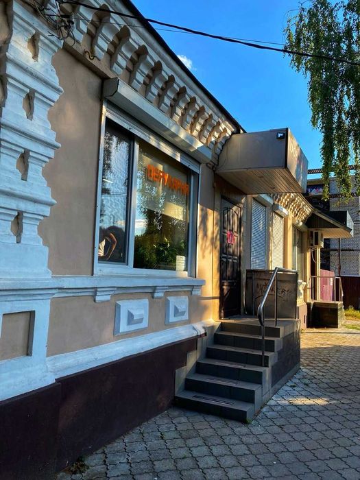 Оренда фасадного приміщення 50 м²  площа Б.Хмельницького