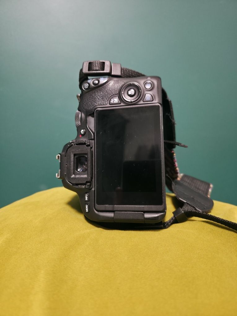 Aparat canon eos 200d 3 obiektywy pełen zestaw dla początkujących