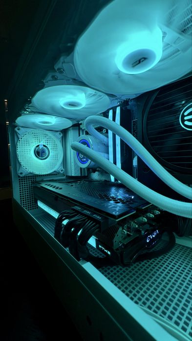 Mini Gaming PC • NOWY • RTX 3080 • Ryzen 7600X • 32GB DDR5 • RGB