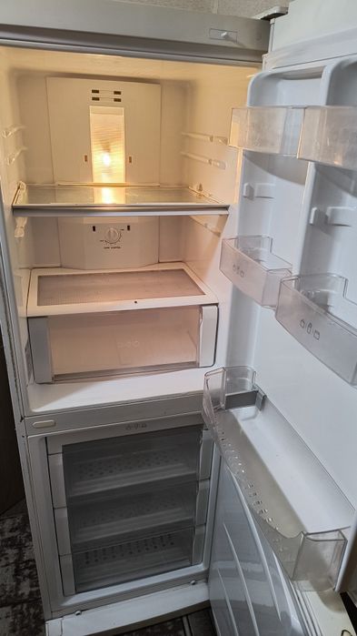 Продам холодильник LG, NO FROST