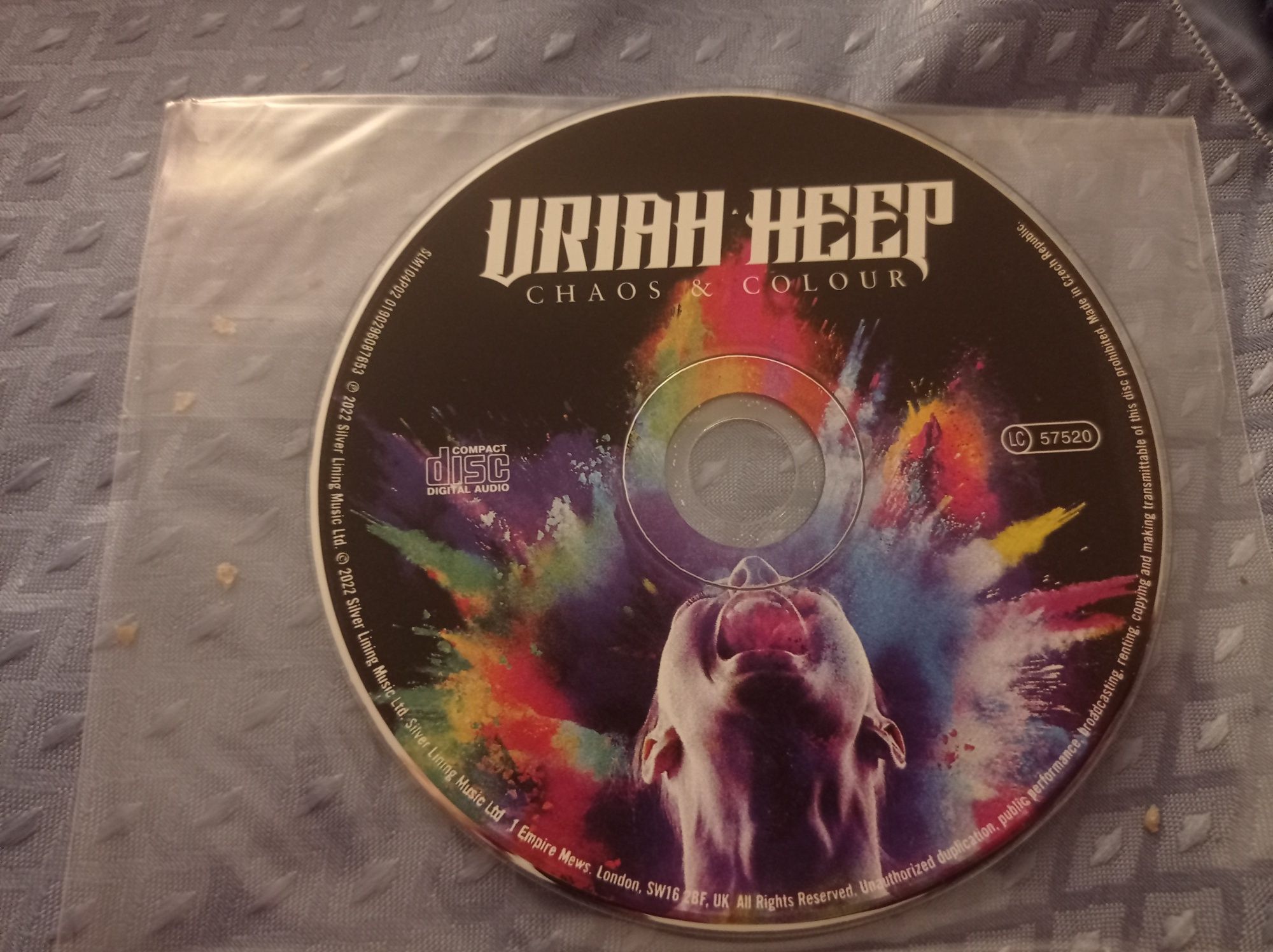 Uriah Heep - Chaos colour