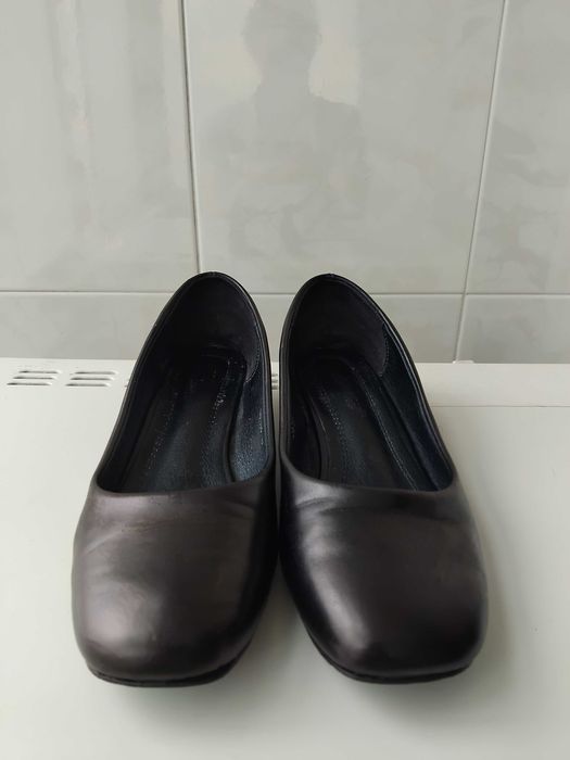 Sapatos de senhora                                    Excelente estado