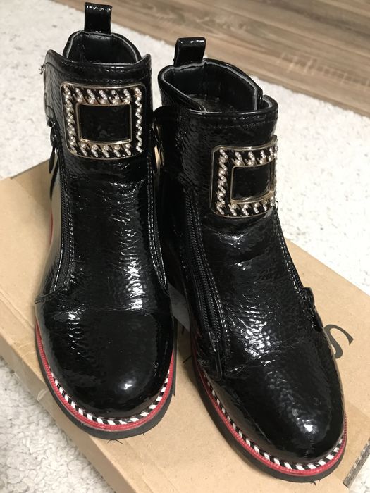 Ботінки демисезонні 35р