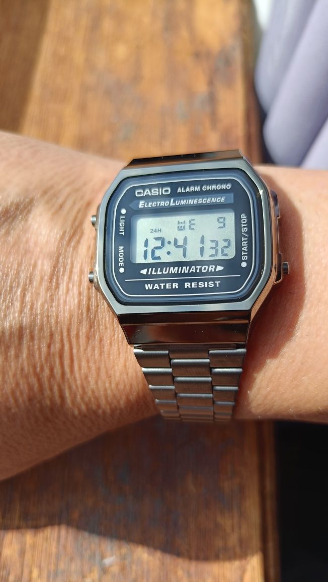 Casio A168 WEGG-1AEF - Novo e Original