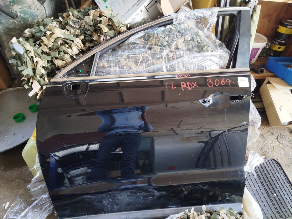 Дверь акура RDX левая, правая